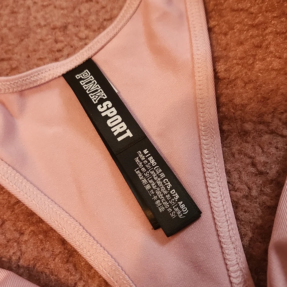 NWT Gym to Swim Sport Bra - Picture 3 of 7